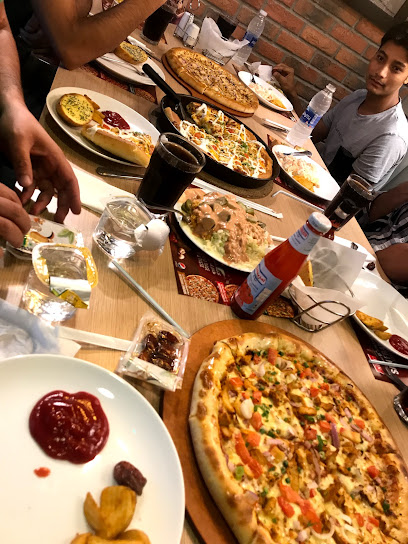 بيتزا هت - United Arab Emirates|Umm Suqeim - Jumeirah 3 - Dubai|Jumeirah St