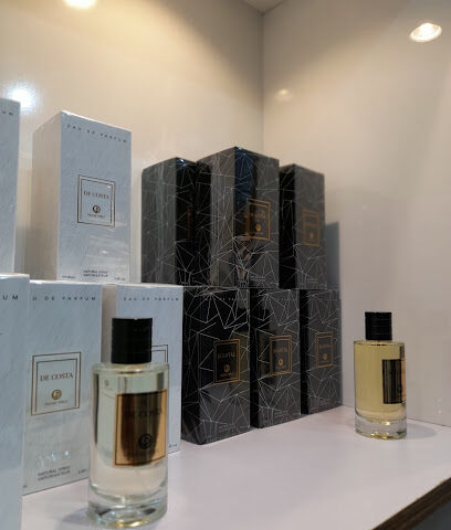 أوسكار بيرل للعطور والعبايات - رأس الخيمة - +971 55 924 4023