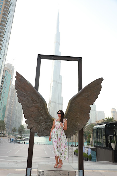 مصور عجمان - United Arab Emirates|Ajman|Falcon Tower Stop