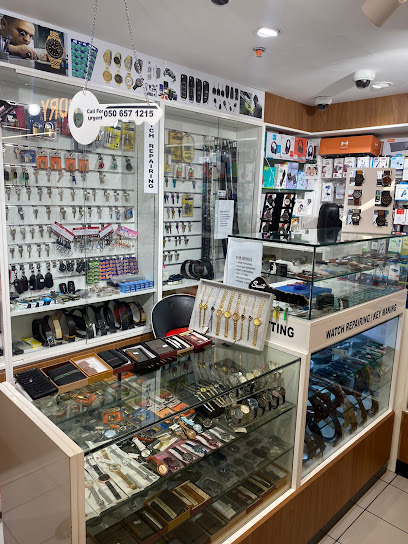 صانع المفتاح الجيد - United Arab Emirates|next to Princess Tower Marina - Dubai Marina - Dubai|Al Sharta St|Fine Mart Super Market