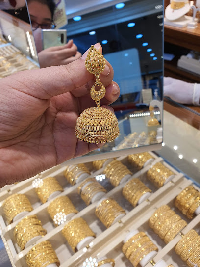 مجوهرات جويالوكاس - United Arab Emirates|Abu Dhabi|Hamdan Bin Mohammed St|Dalma Plaza
