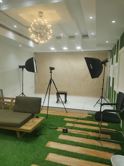 وكالة يوم سعيد - United Arab Emirates|Central District - Abu Dhabi|Oud Al-Tawbah St|6QH6+864