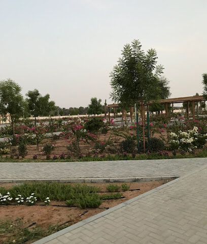 حديقة الصويح - مكاتب مدينة زياد ليبر - +971 6 882 8801
