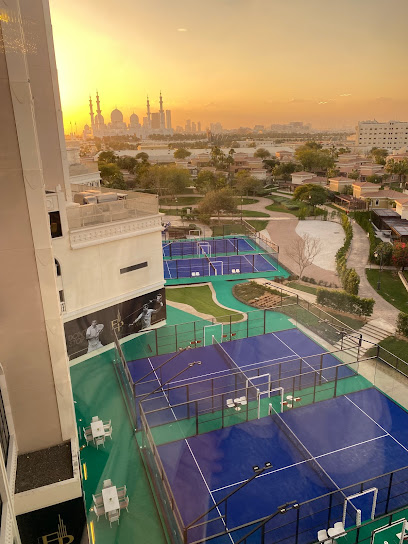 طيران الإمارات باديل - United Arab Emirates|Abu Dhabi|The Ritz Carlton Abu Dhabi Grand Canal