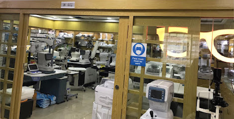 مركز دبي للبصريات - الفجيرة - +971 52 901 5558