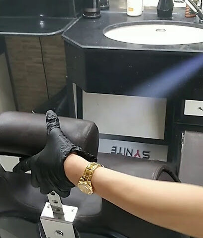 صالون باريس للرجال - الفجيرة - +971 2 446 4623