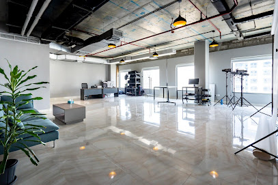استوديوهات التوابل - رأس الخيمة - +971 52 724 6060