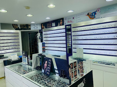 ستوديو البصريات للبصريات - الفجيرة - +971 2 676 0088