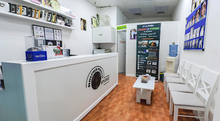 STUDIO Dolphin - كتابة وتصوير - رأس الخيمة - +971 56 655 7053