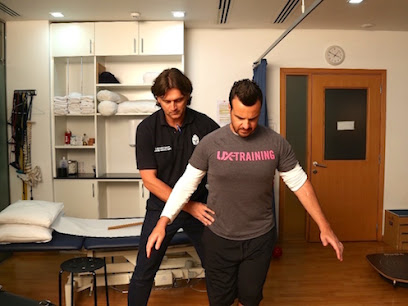 عيادة دبي للعلاج الطبيعي وطب الأسرة - رأس الخيمة - +971 4 349 6333