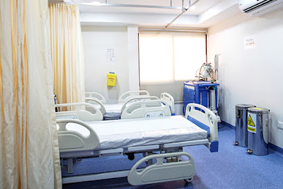 مجمع عيادات الدكتور جوزيف الكرامة - الفجيرة - +971 4 337 8828