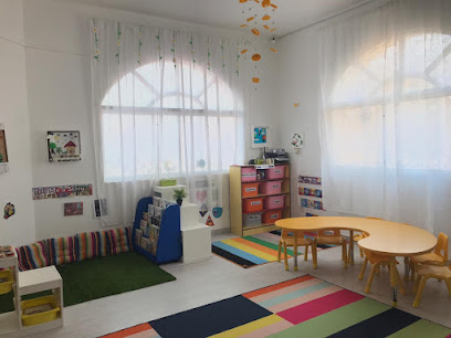 حضانة الامارات البريطانية - الفجيرة - +971 2 558 5688