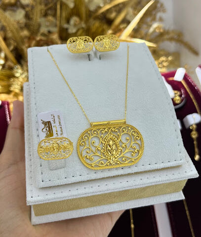 مجوهرات الملكة - دبي - +971 54 345 0445