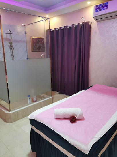 مركز الرازي للمساج - United Arab Emirates|Fujairah|Hamad Bin Abdulla Rd|tarboosh restaurant building204/203