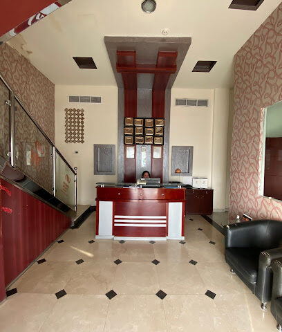 عالم المطاط للصناعة ذ م م - دبي - +971 6 743 4176