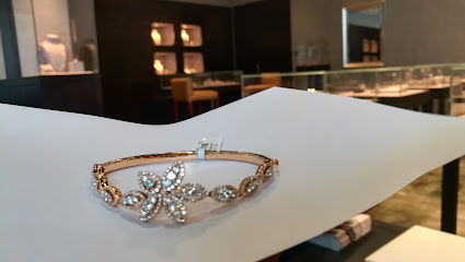 الجوهرة الصراف - دبي - +971 4 331 3173