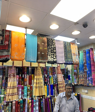مولينا دبي سنغافورة - الفجيرة - +971 4 226 1566