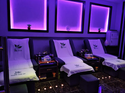 مركز التاج الملكي للمساج - United Arab Emirates|Al Qusaidat - Ras al Khaimah|Al Manama - Ras Al Khaimah Rd.