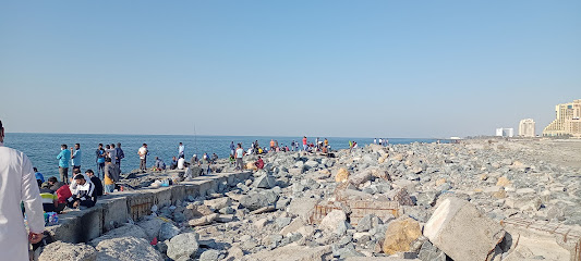شاطئ - كلباء -