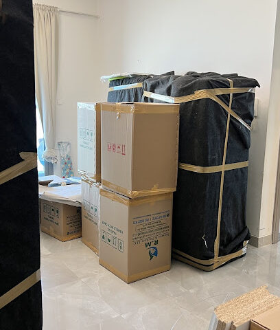 شركة RM Movers & Packers - دبي - +971 58 647 2972