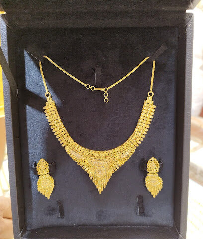 مجوهرات نورا - دبي - +971 7 233 1255