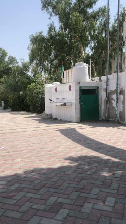المدرسة الباكستانية الإسلامية الثانوية - United Arab Emirates|Al Faseel - Fujairah|Al Basara Road|48XX+4VC