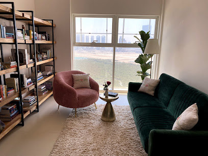 المدرب ليلى - دبي - +971 50 591 5584