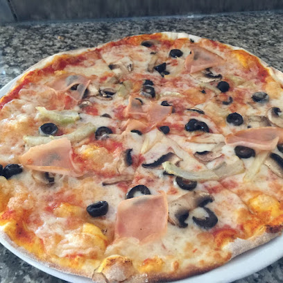 موافق بيتزا ايطاليانا - رأس الخيمة - +971 7 227 6577