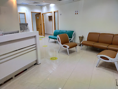 مجمع عيادات الدكتور حسن فايق - الفجيرة - +971 4 266 6411