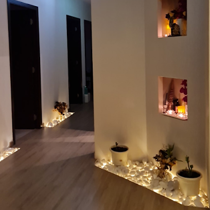 كوزي باي سبا - الفجيرة - +971 56 520 7400