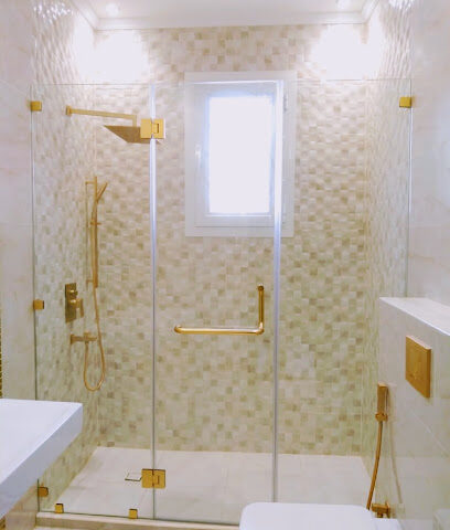 العاصمة المعدنية والزجاج - الفجيرة - +971 58 581 0053