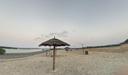 ملعب المانجروف بادل - الفجيرة - +971 52 729 3060