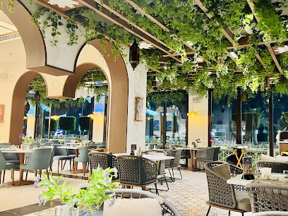 ديرواندي - دبي - +971 58 853 9633