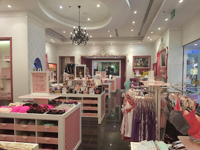 نعومي - United Arab Emirates|Al Qurm - Ras Al-Khaimah|Khuzam Rd