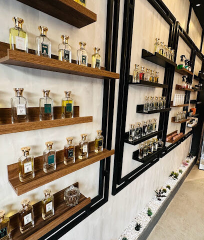 عطر ازاري عذاري للعطور - رأس الخيمة - +971 50 874 4550