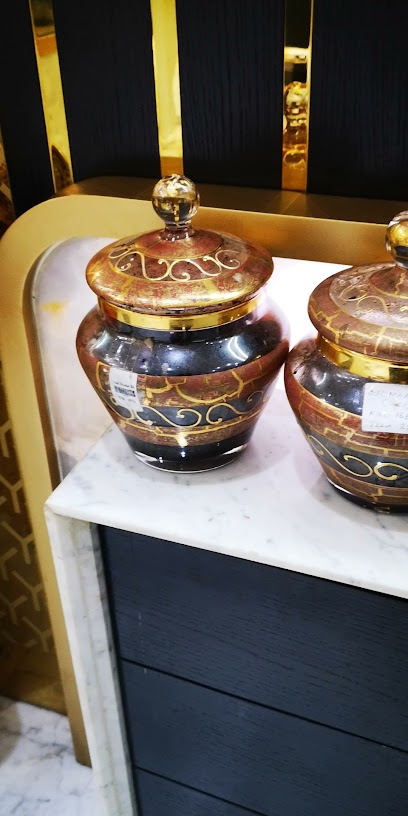 عطور ياس - United Arab Emirates|Downtown Dubai - Dubai|Financial Center Rd|Unit FF - 147