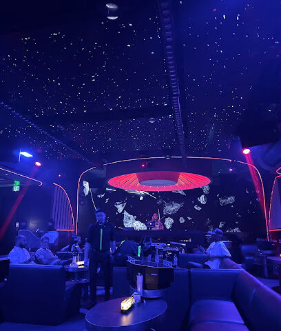 نائب النادي الليلي دبي - الفجيرة - +971 55 600 5400