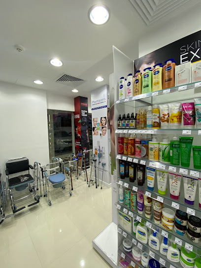 صيدلية لايف ذ م م - فرع - United Arab Emirates|Al Riqqah - Al Reqqah - Umm Al Quawain|King Faisal St|UAE Exchage Showroom