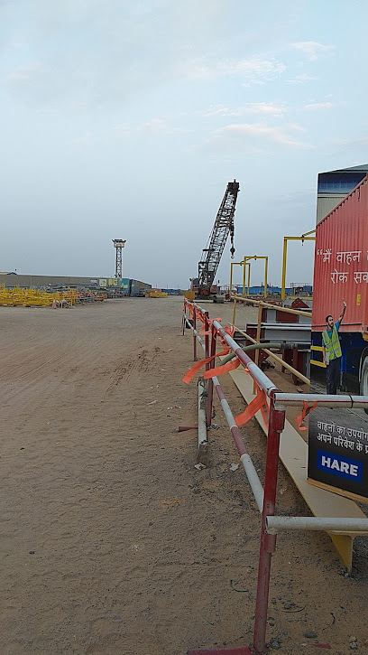 William Hare UAQ Yard - United Arab Emirates|Umm Dera - Umm Al Quwain|HP48+W6J