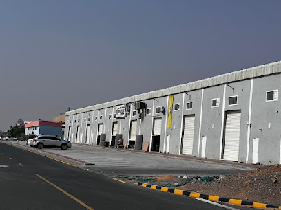 مجمع الدهان الصناعي والتجاري والسكني - دبي - +971 50 509 9299