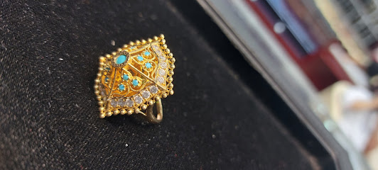 مجوهرات صباح - دبي - +971 6 567 0466
