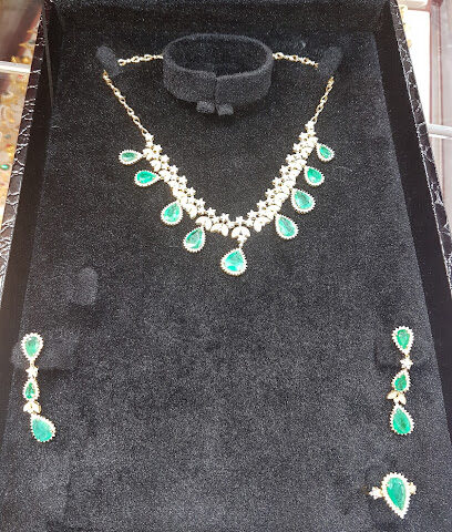 مجوهرات بازيلت - دبي - +971 6 744 5007