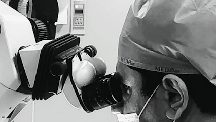 الدكتور مفيق ججدار FACS، MS، MCh طب الأطفال جراح أطفال - رأس الخيمة - +971 56 594 2200