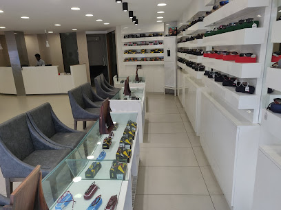 جسر المدينة لتجارة نظارات ذ - الفجيرة - +971 6 510 4775