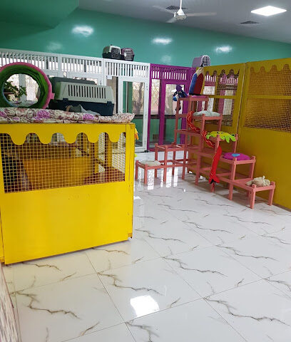 حيوانات واحة ام القيوين - رأس الخيمة - +971 6 766 2397