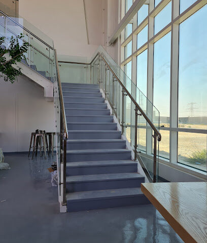 شركة واريش للتصميمات والتنفيذ ذ - دبي - +971 6 530 0001