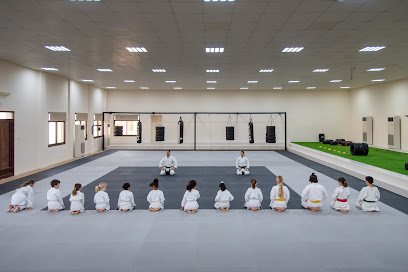 قاعدة - دبي - +971 55 836 4872
