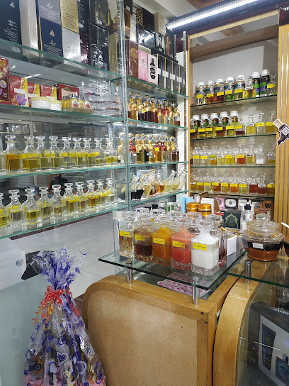 عطور لمسات عطور لامسات - United Arab Emirates|Al Rashidiya 3 - Ajman|108 شارع الاتحاد