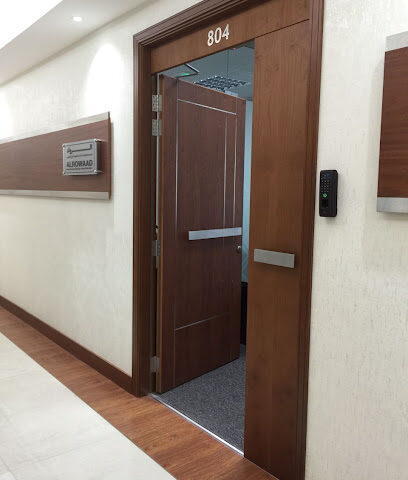 الرواد للمحاماة والاستشارات القانونية - دبي - +971 2 650 1211
