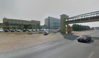 محطة حافلات الحمراء لمطار ومدينة رأس الخيمة - الفجيرة -